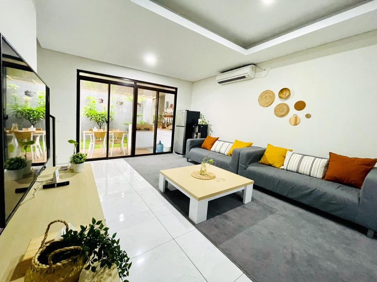Larisa Homestay Syariah Padalarang Exterior photo