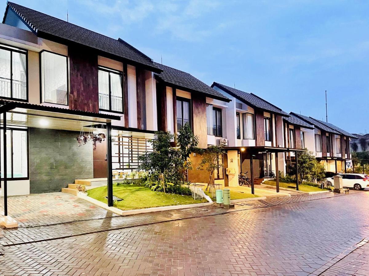Larisa Homestay Syariah Padalarang Exterior photo